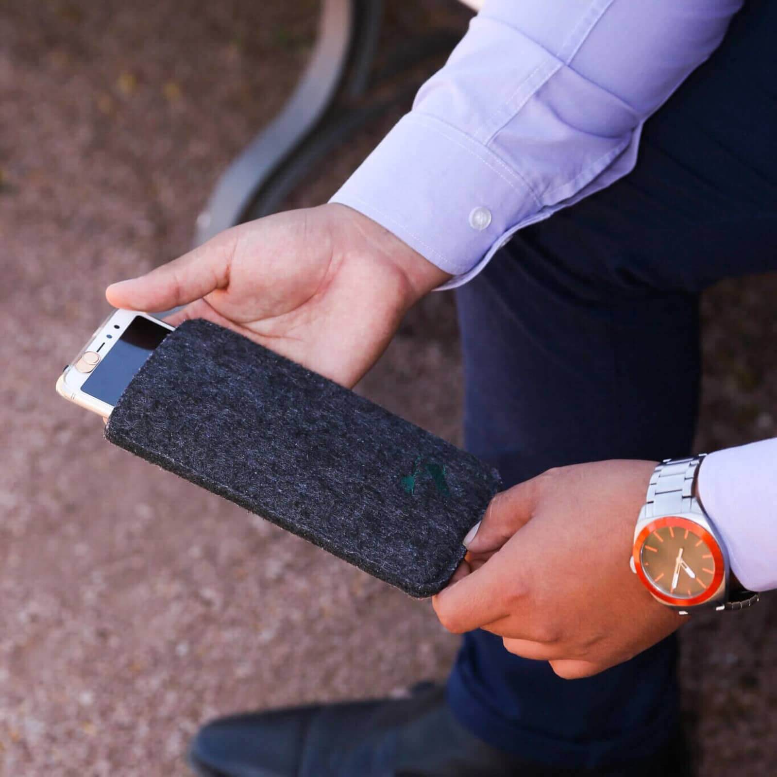 Smartphone Business Dunkelgrau